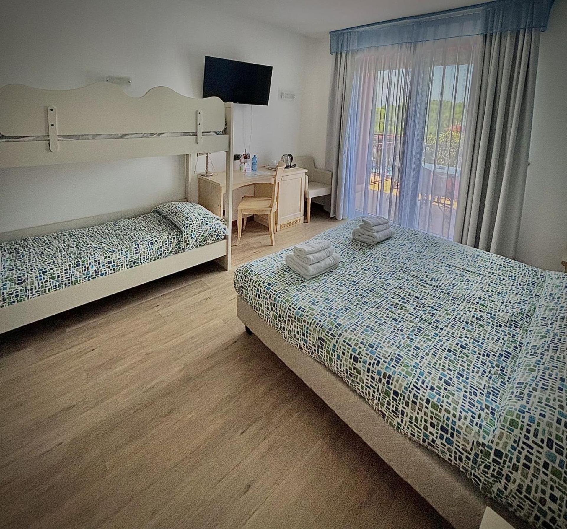 Hotel Bella Italia Peschiera del Garda Extérieur photo