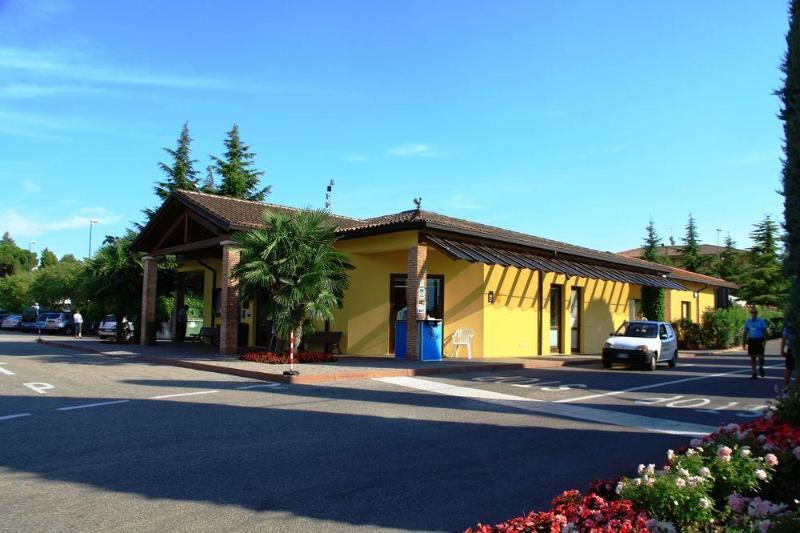 Hotel Bella Italia Peschiera del Garda Extérieur photo
