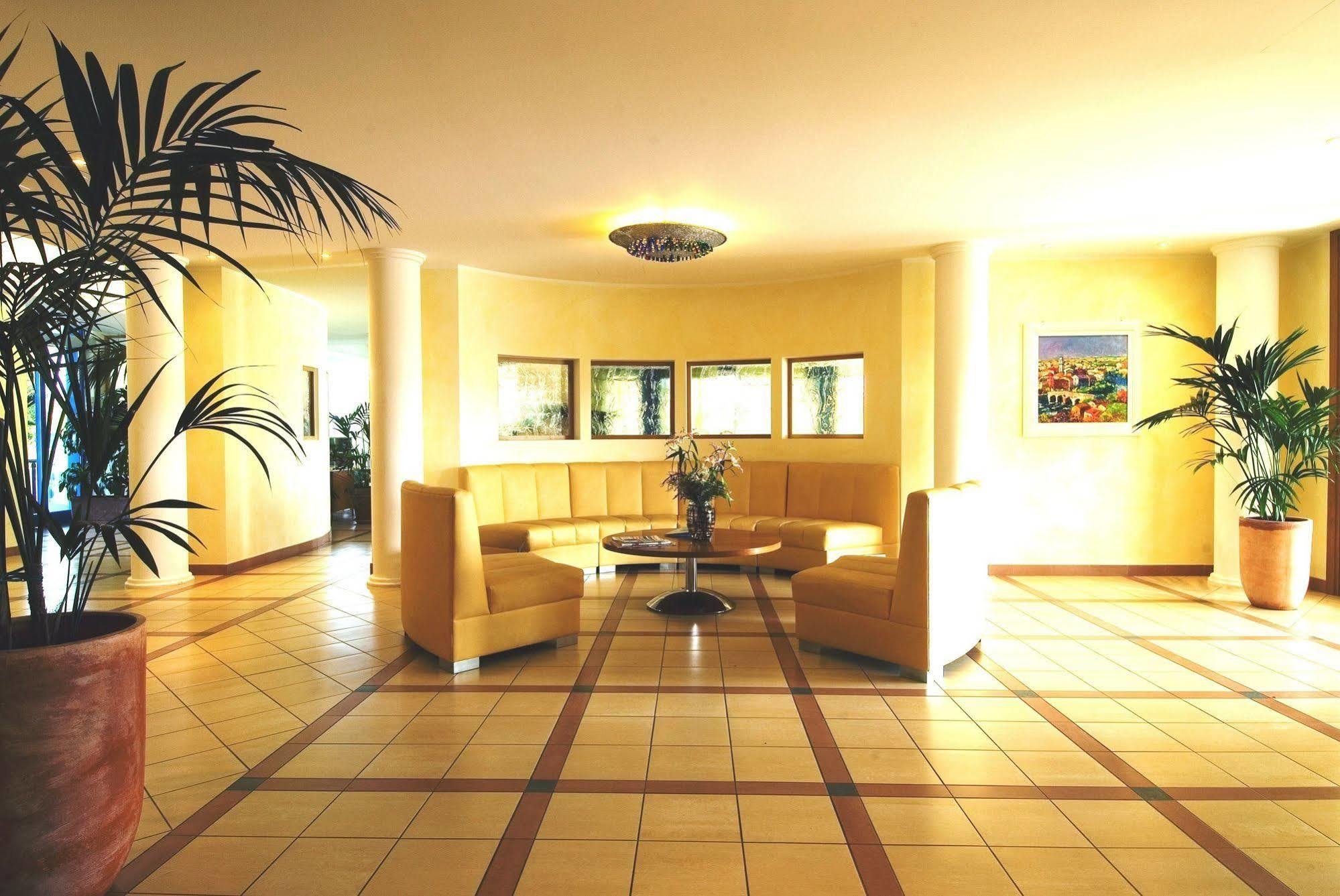 Hotel Bella Italia Peschiera del Garda Extérieur photo